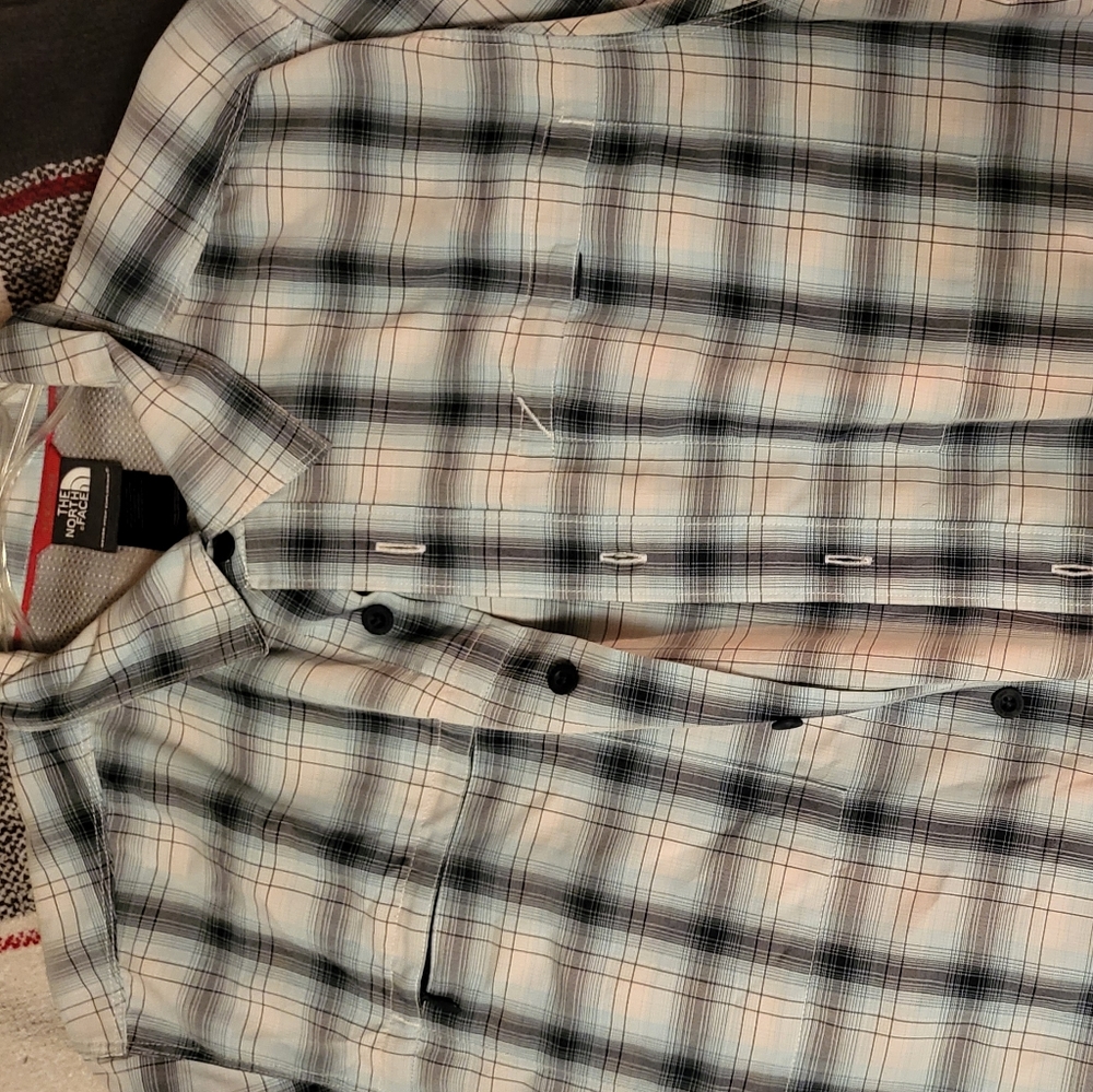 North Face short sleeve button up